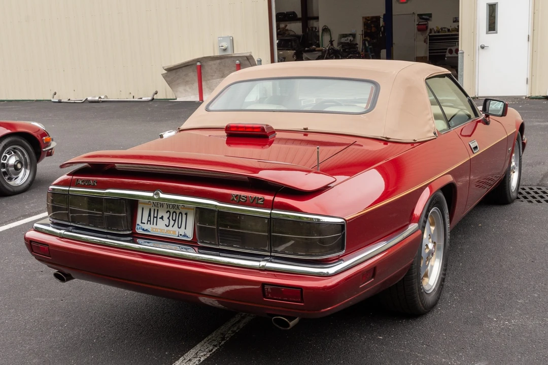 1994 Jaguar XJS Facelift V12 - Image 13 of 31