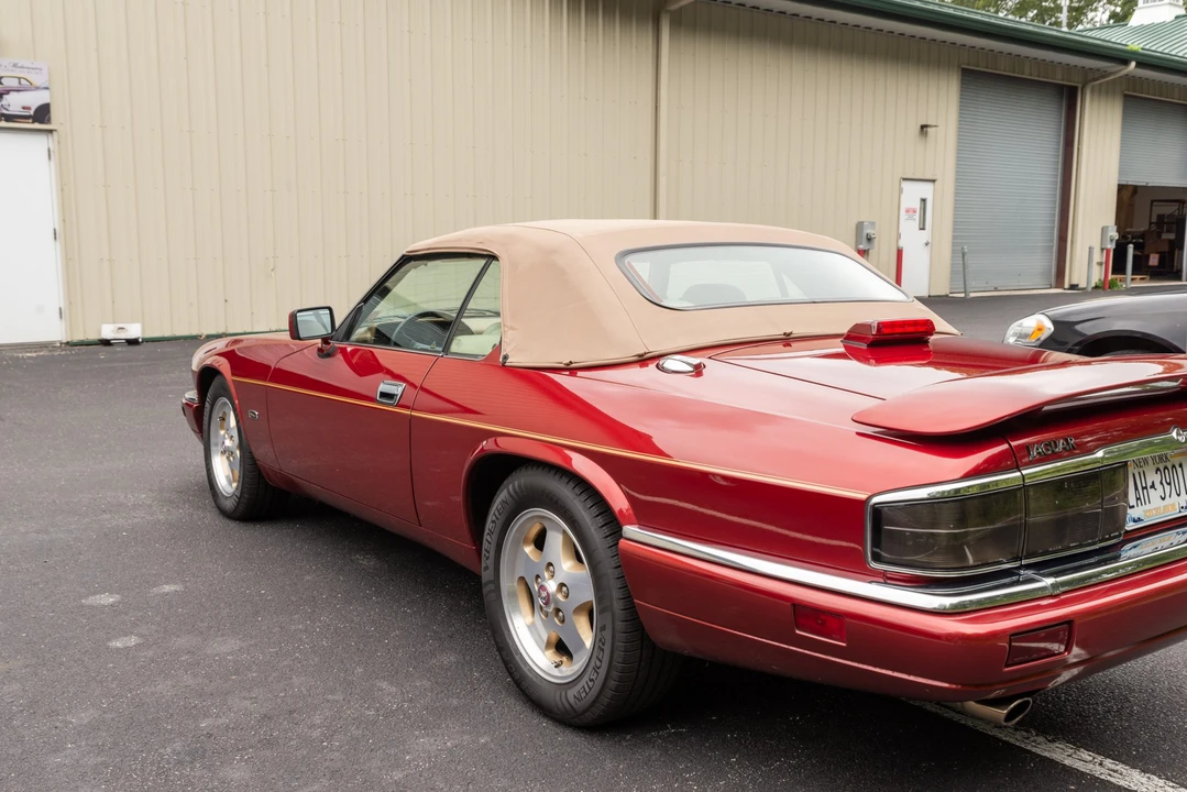 1994 Jaguar XJS Facelift V12 - Image 19 of 31