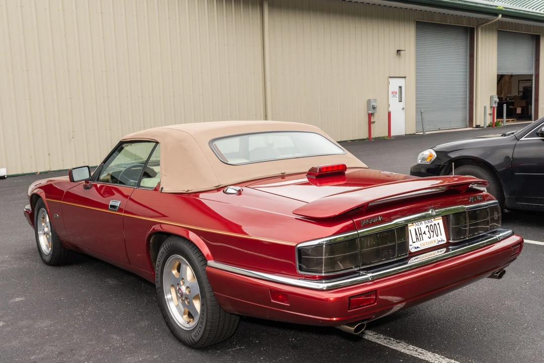 1994 Jaguar XJS Facelift V12 - Image 15 of 31