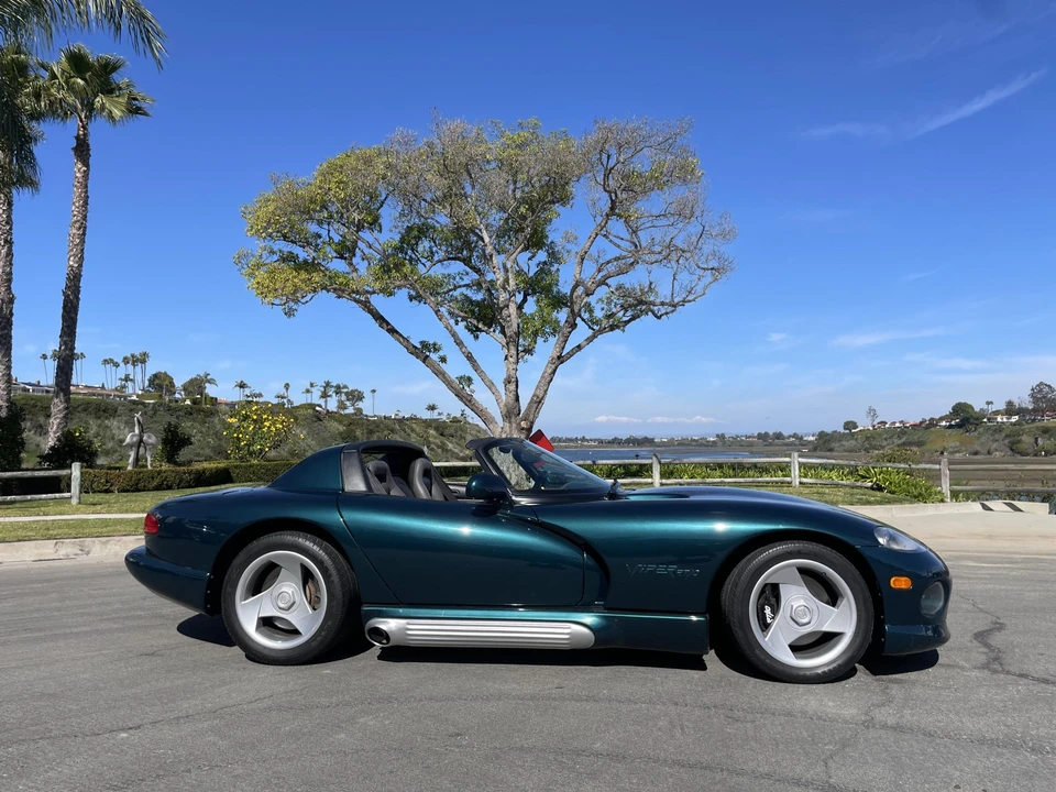 1995 Dodge Viper 1st Gen - Image 13 of 31