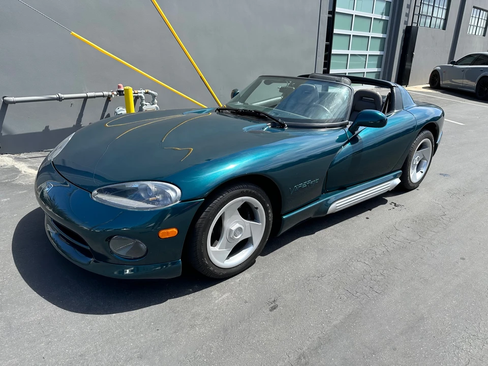 1995 Dodge Viper 1st Gen - Image 25 of 31