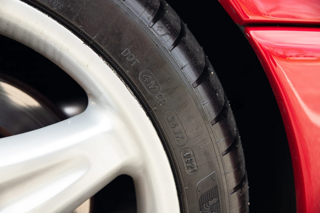 1995 Ferrari F355 Berlinetta - Image 29 of 31