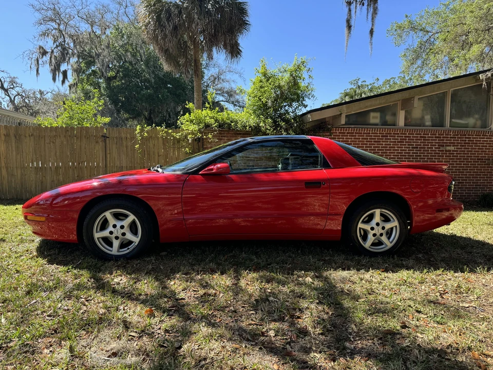 1995 Pontiac Firebird 4th Gen - Image 5 of 31