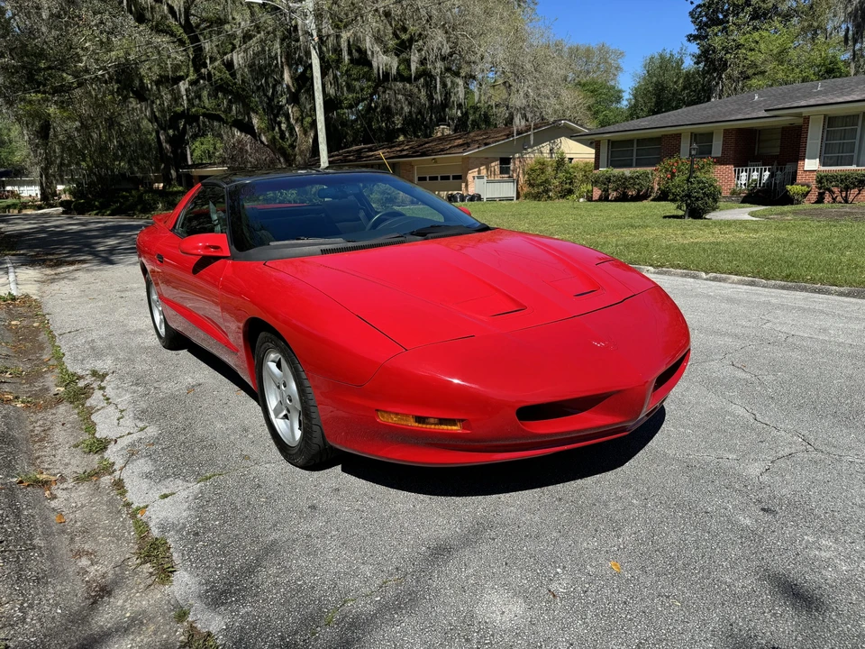 1995 Pontiac Firebird 4th Gen - Image 16 of 31