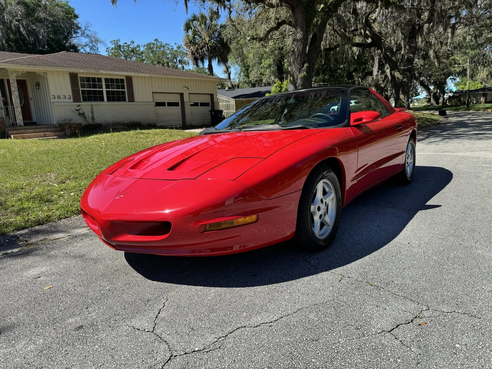 1995 Pontiac Firebird 4th Gen - Image 2 of 31