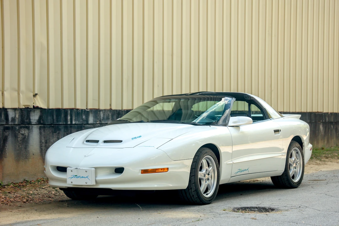 1995 Pontiac Firebird Formula 4th Gen - Image 22 of 31