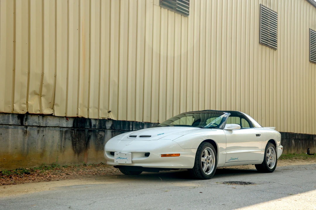 1995 Pontiac Firebird Formula 4th Gen - Image 24 of 31