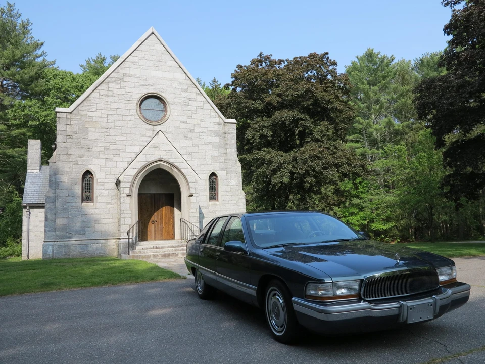 1996 Buick Roadmaster - Image 21 of 31