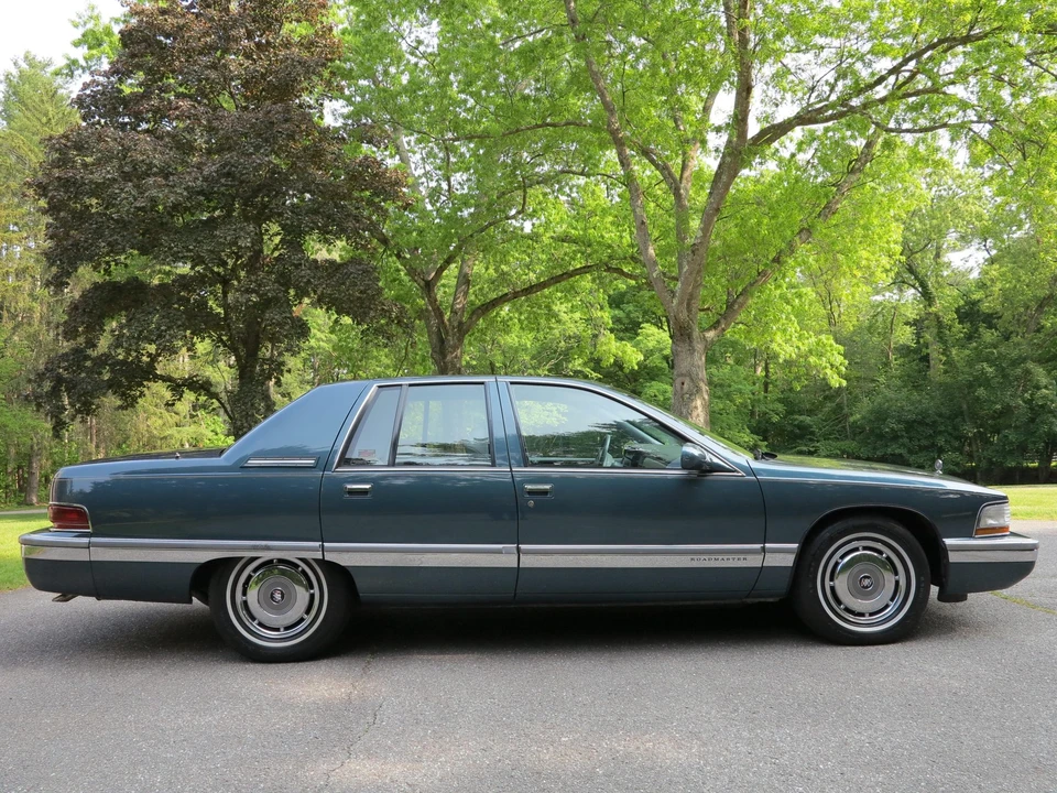 1996 Buick Roadmaster - Image 17 of 31