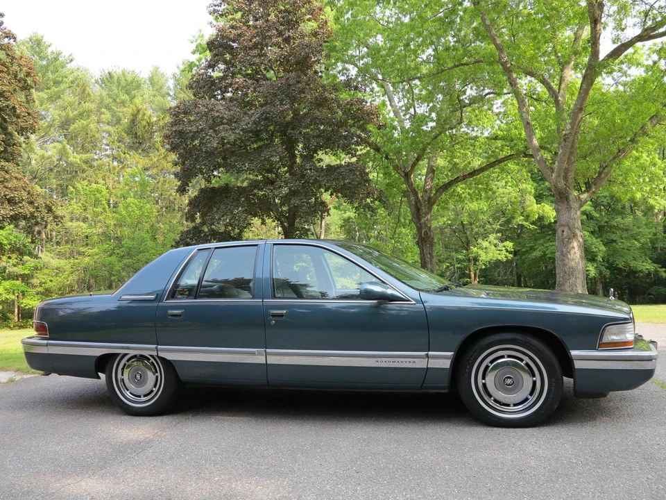 1996 Buick Roadmaster - Image 18 of 31
