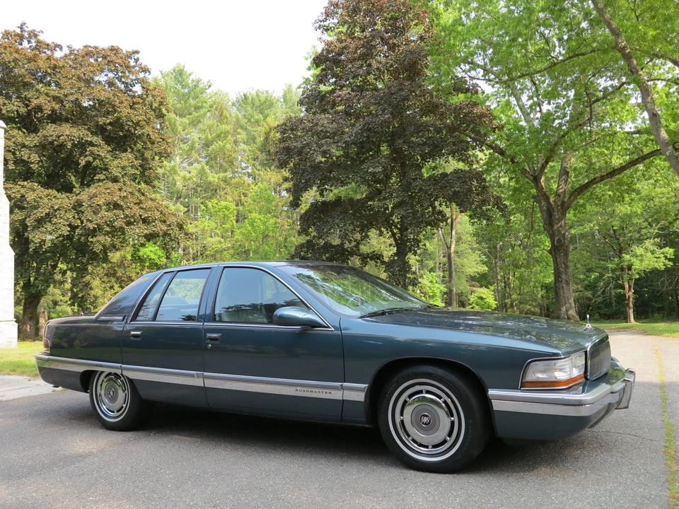 1996 Buick Roadmaster - Image 19 of 31