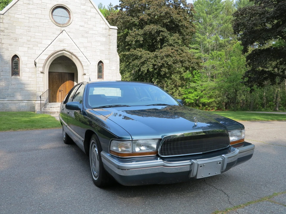 1996 Buick Roadmaster - Image 22 of 31