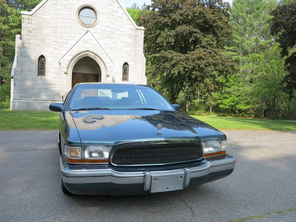 1996 Buick Roadmaster - Image 23 of 31