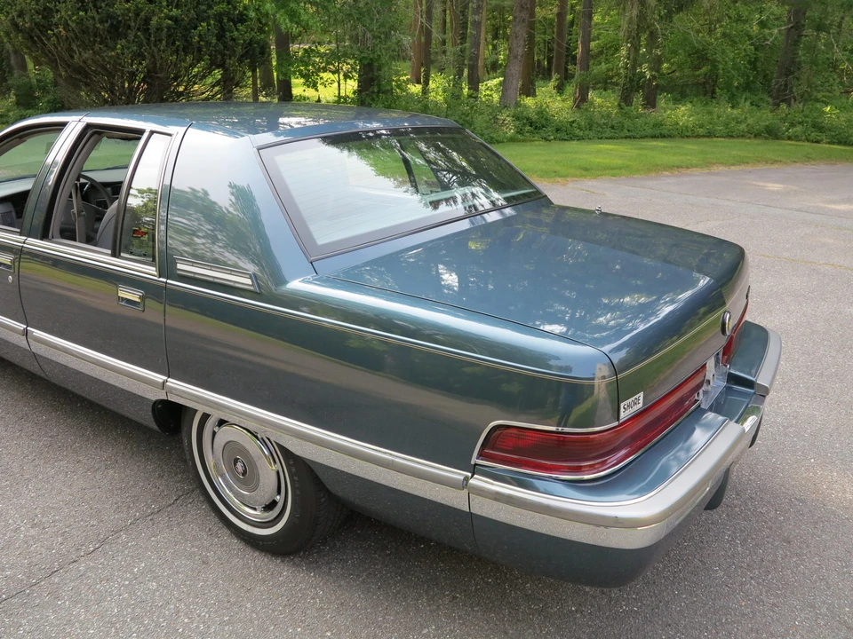1996 Buick Roadmaster - Image 29 of 31