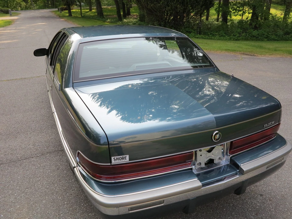 1996 Buick Roadmaster - Image 30 of 31