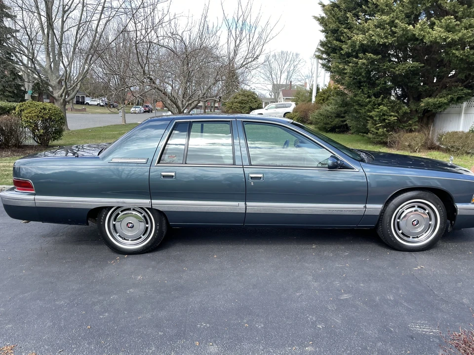 1996 Buick Roadmaster - Image 23 of 31