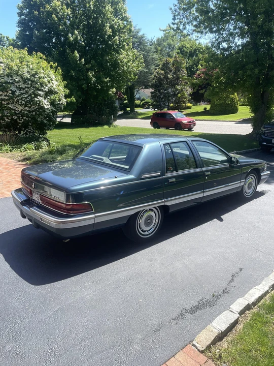 1996 Buick Roadmaster - Image 25 of 31