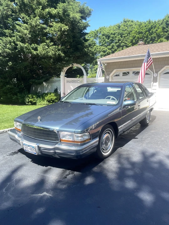 1996 Buick Roadmaster - Image 9 of 31