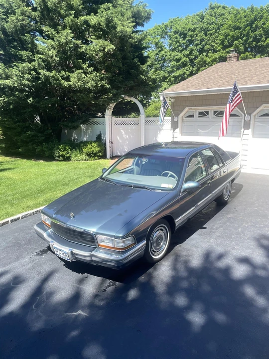 1996 Buick Roadmaster - Image 8 of 31
