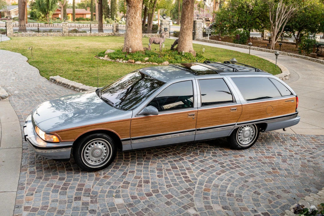 1996 Buick Roadmaster - Image 9 of 31