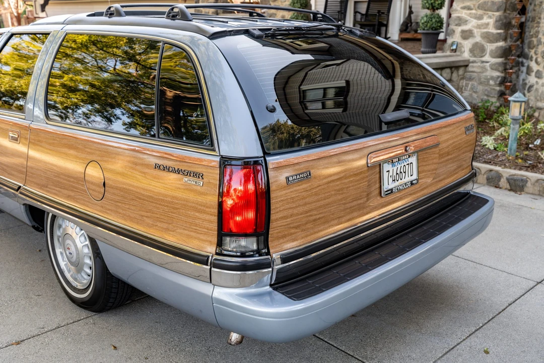 1996 Buick Roadmaster - Image 16 of 31
