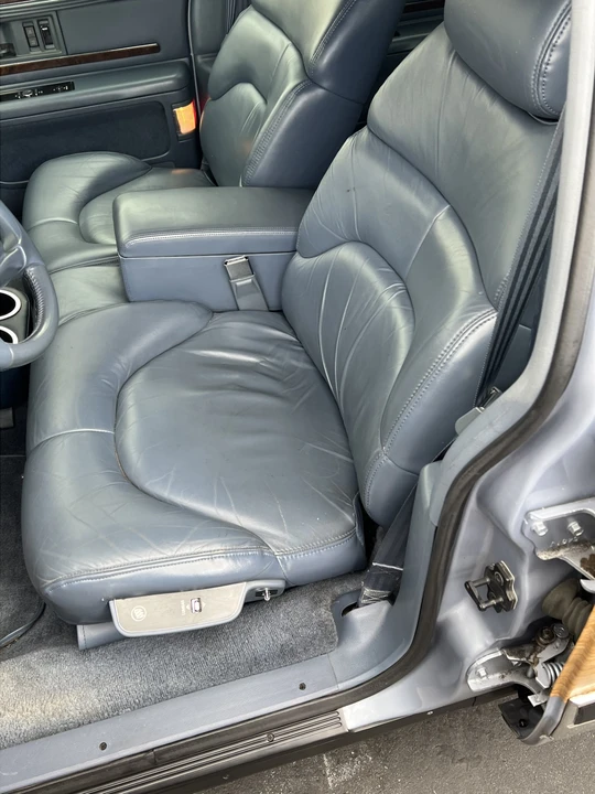 1996 Buick Roadmaster - Image 28 of 31