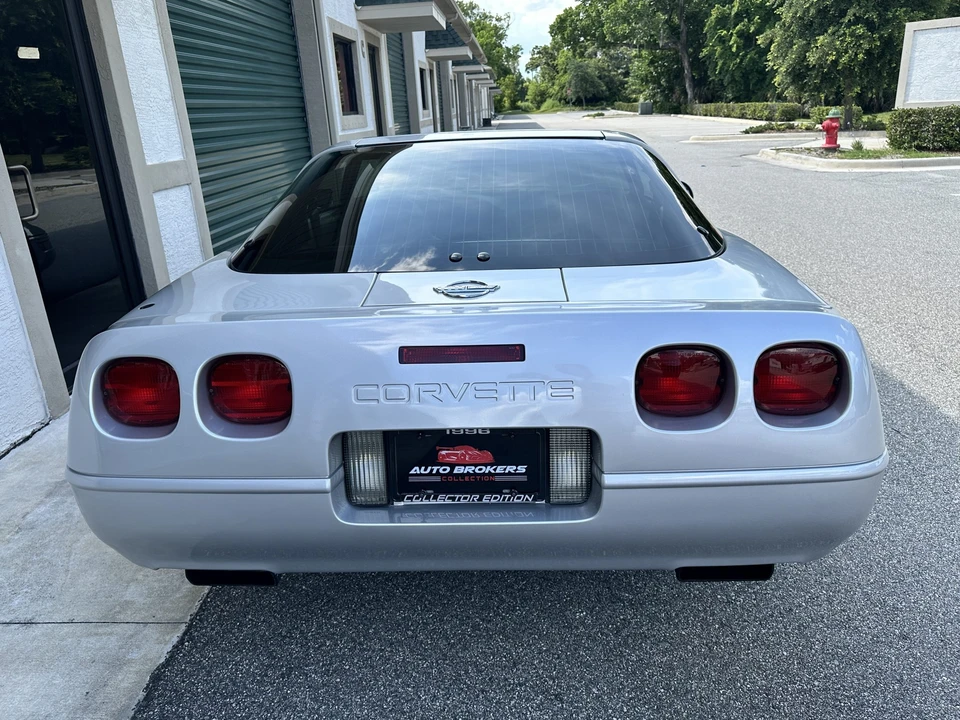 1996 Chevrolet Corvette C4 - Image 21 of 31