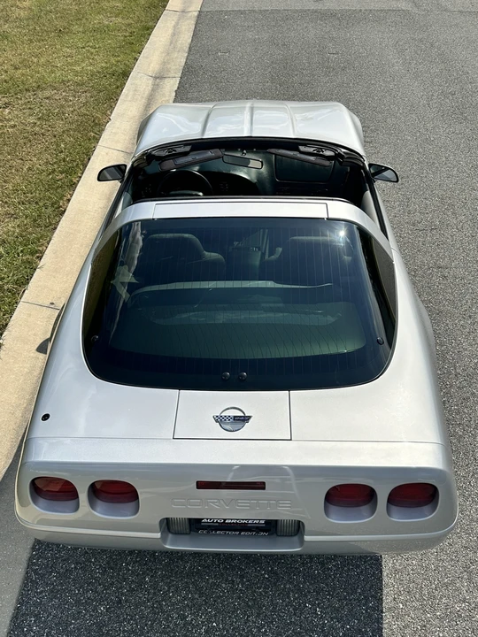 1996 Chevrolet Corvette C4 - Image 19 of 31
