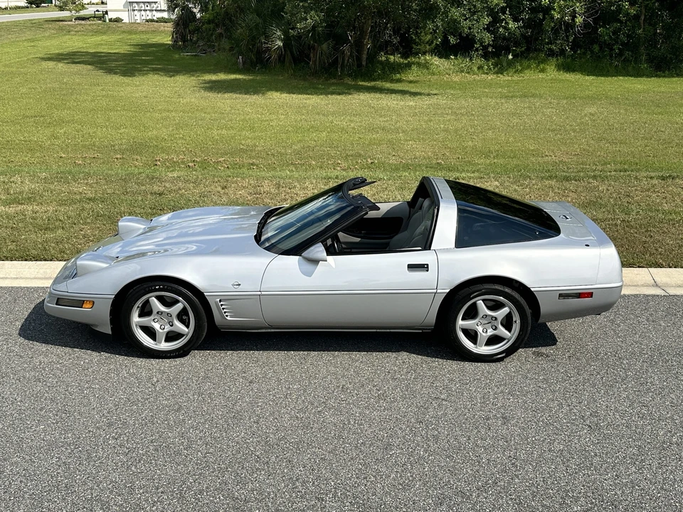 1996 Chevrolet Corvette C4 - Image 27 of 31