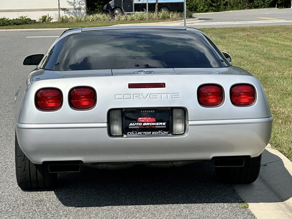 1996 Chevrolet Corvette C4 - Image 18 of 31