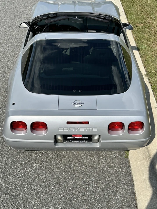 1996 Chevrolet Corvette C4 - Image 17 of 31