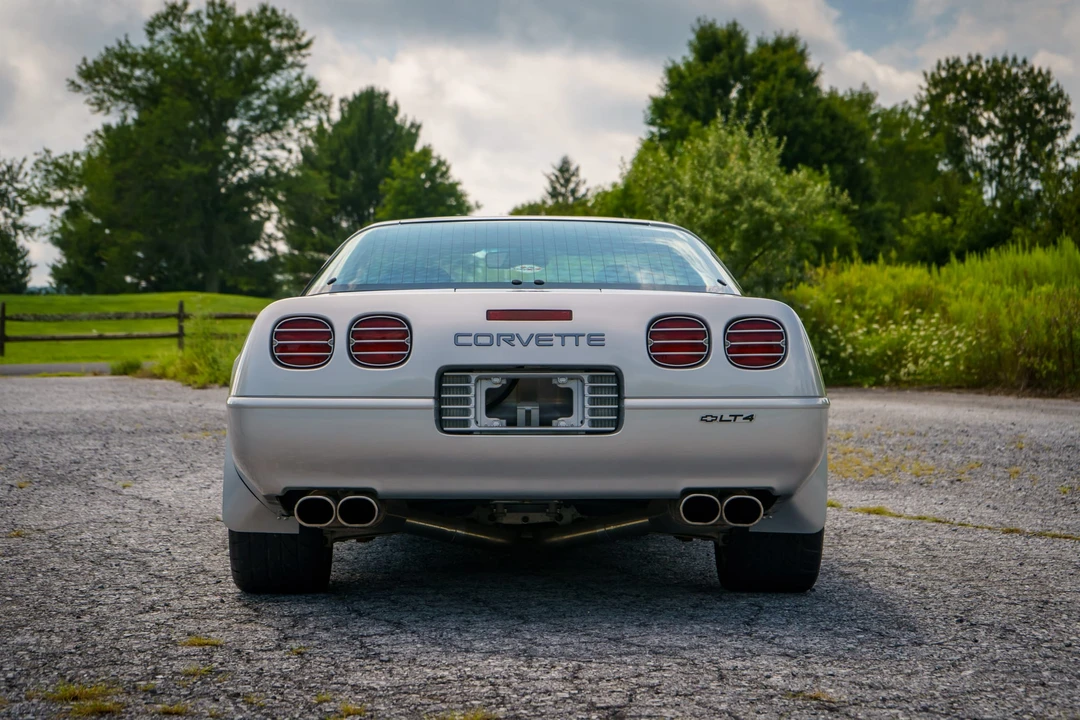 1996 Chevrolet Corvette C4 - Image 10 of 31