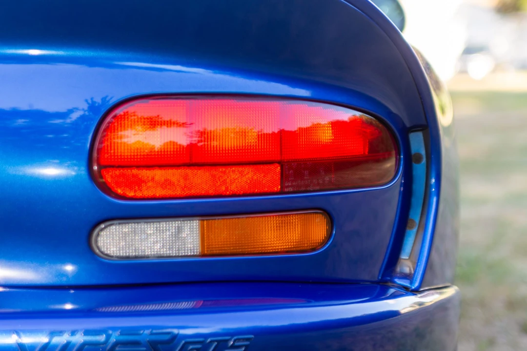 1996 Dodge Viper GTS 2nd Gen - Image 21 of 31