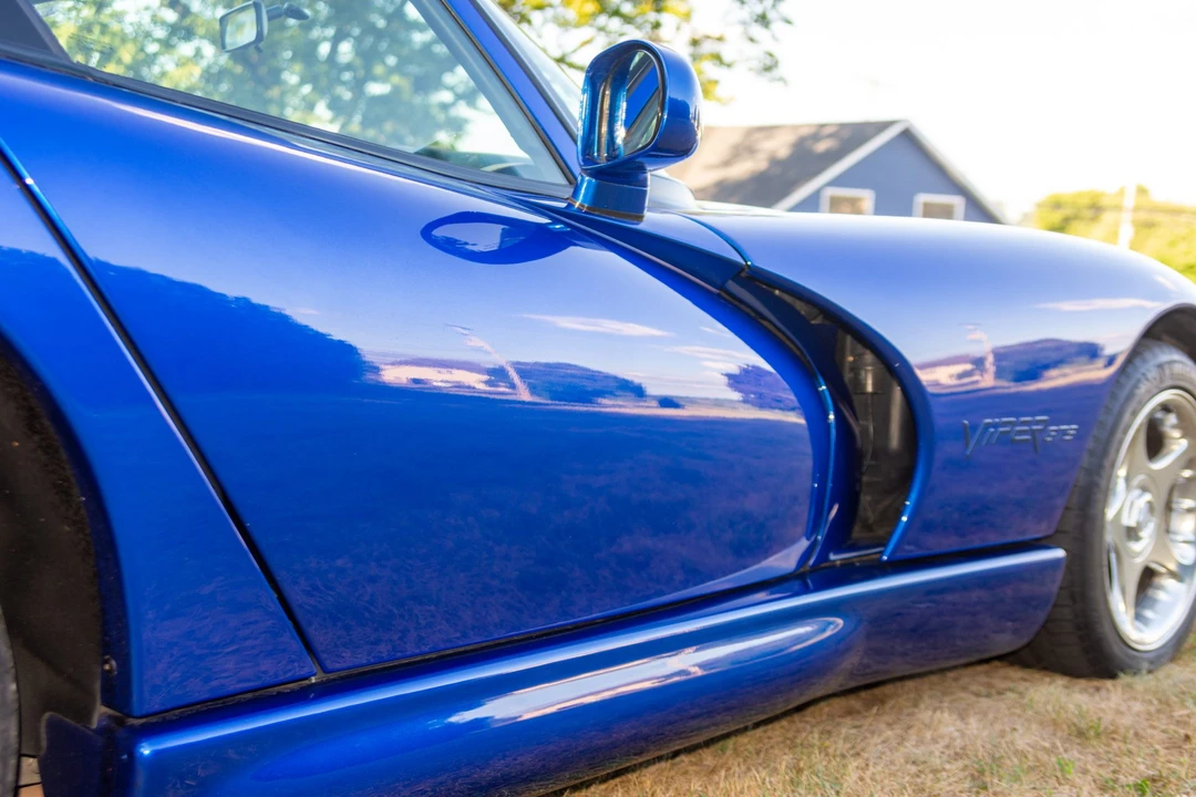 1996 Dodge Viper GTS 2nd Gen - Image 25 of 31