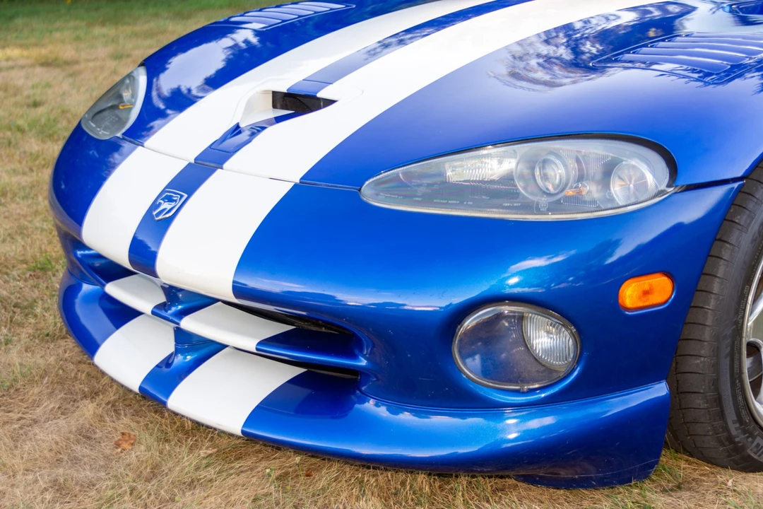 1996 Dodge Viper GTS 2nd Gen - Image 13 of 31