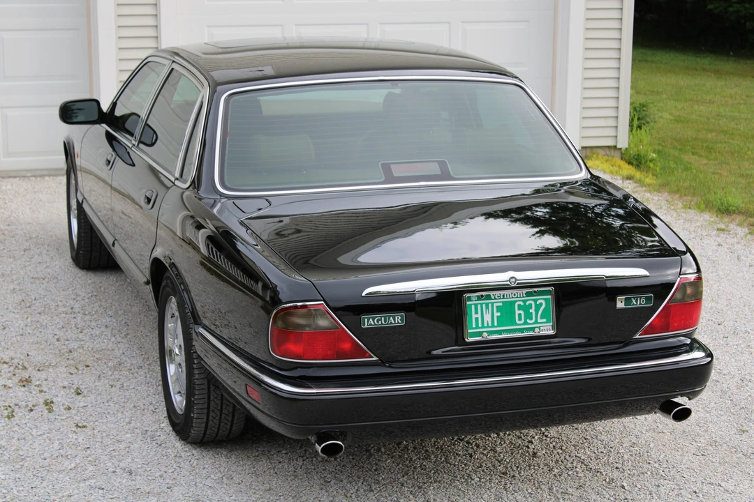 1996 Jaguar X300 XJ - Image 13 of 31
