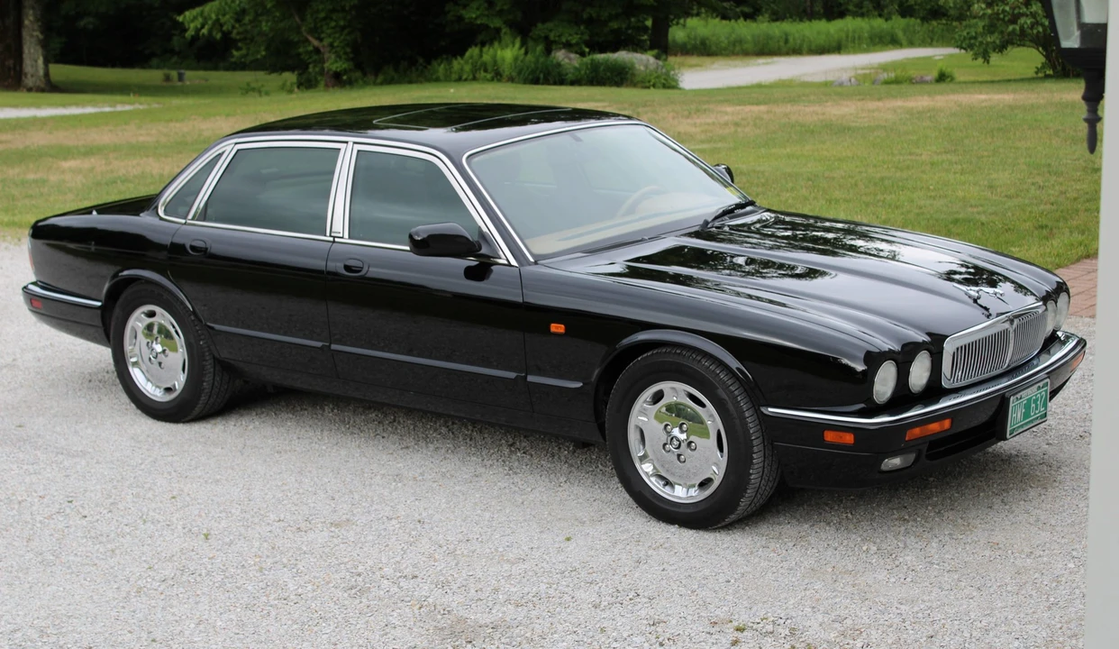 1996 Jaguar X300 XJ - Image 22 of 31