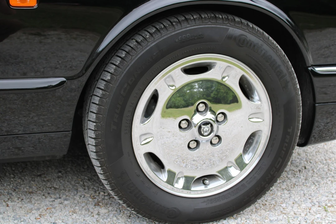 1996 Jaguar X300 XJ - Image 28 of 31