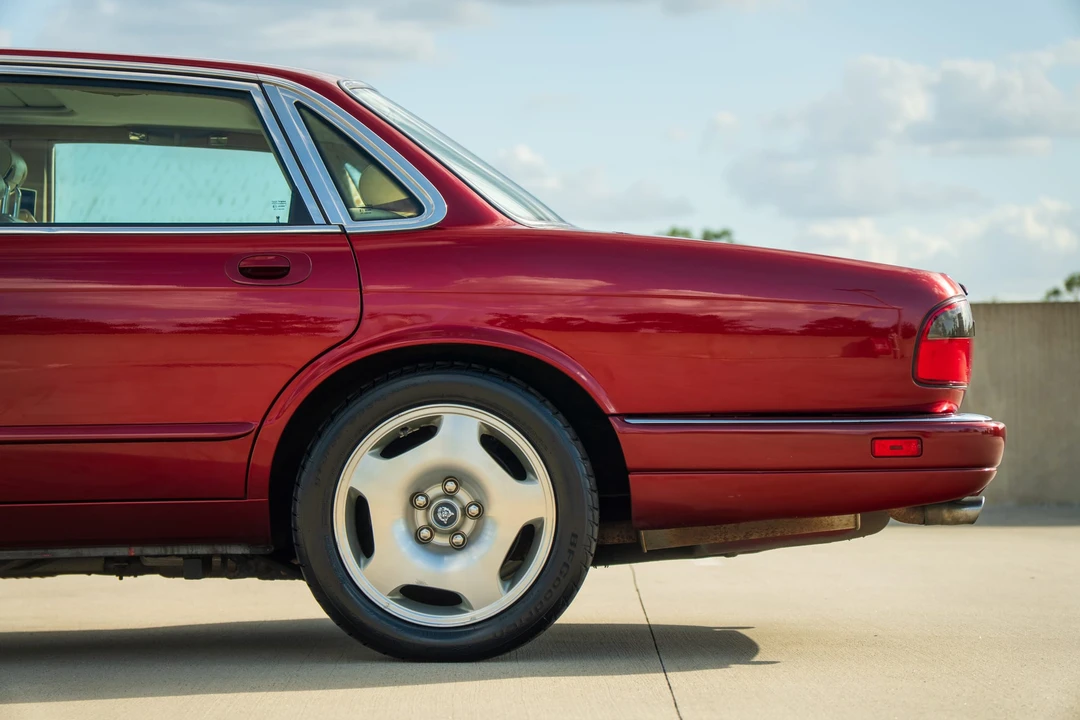 1996 Jaguar X306 XJR - Image 31 of 31