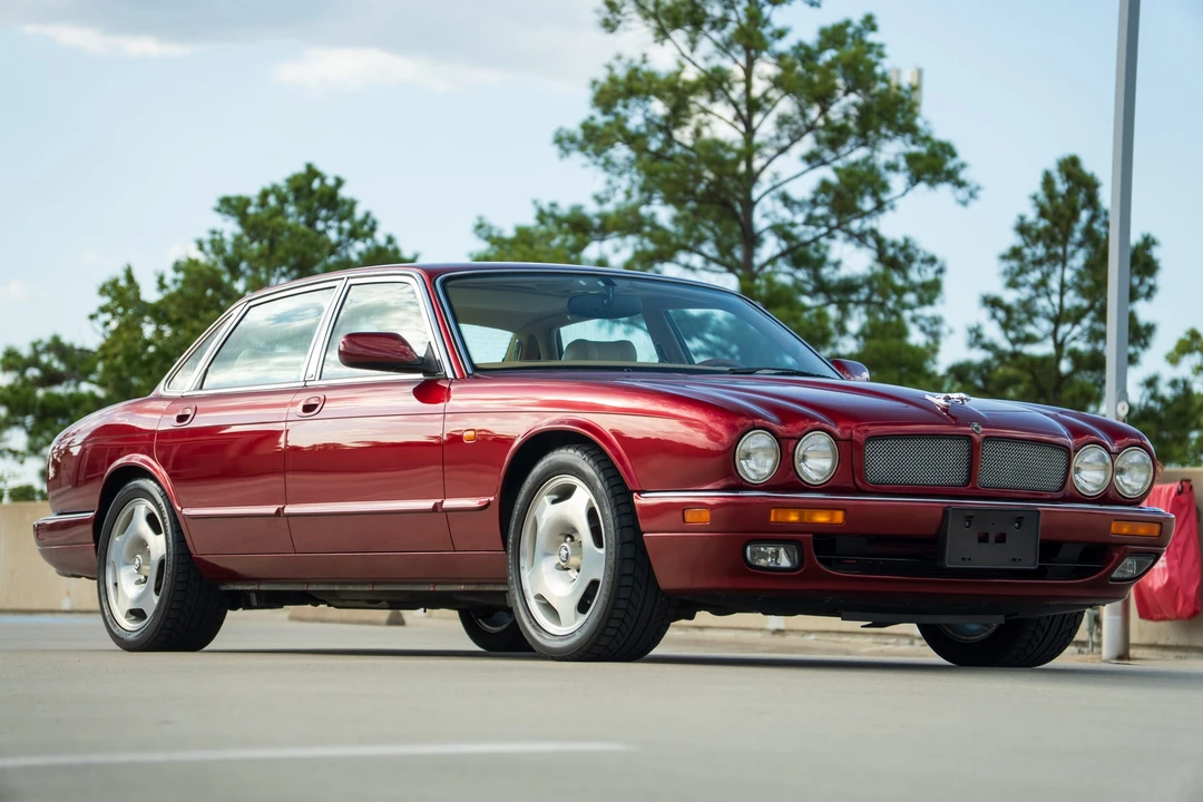 1996 Jaguar X306 XJR - Image 8 of 31