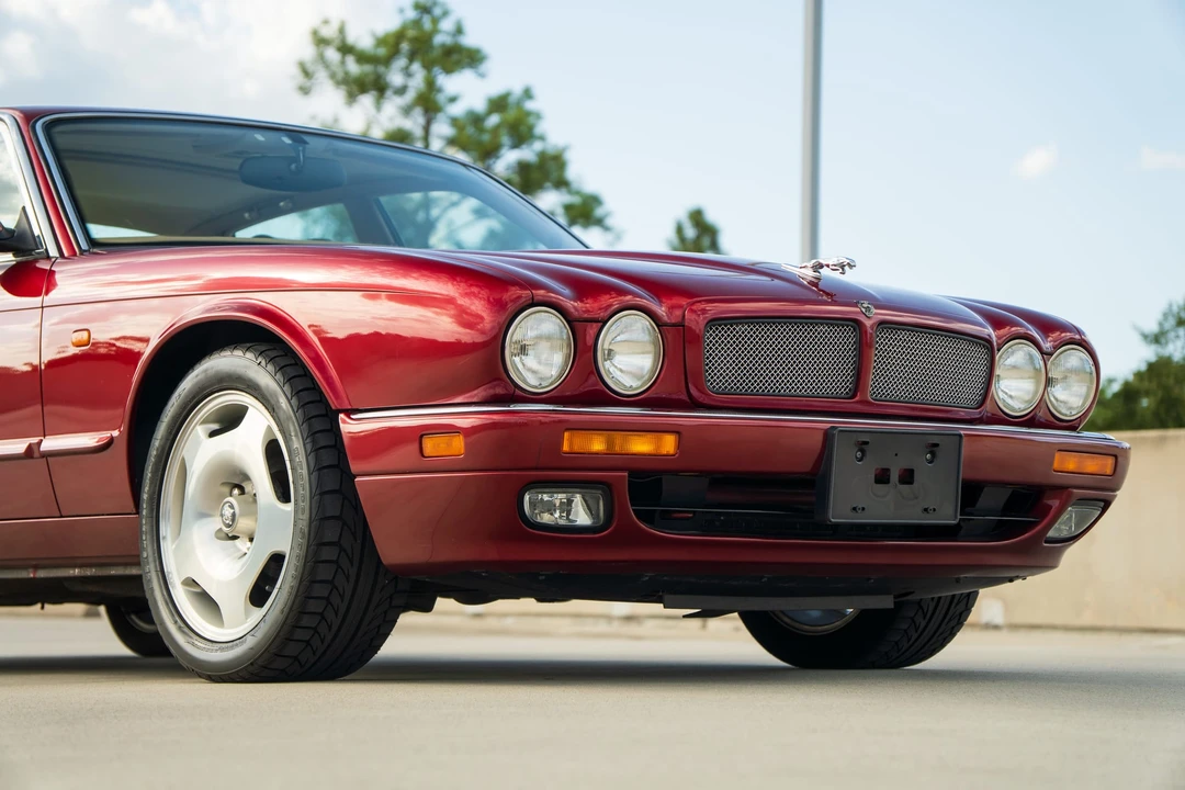 1996 Jaguar X306 XJR - Image 27 of 31