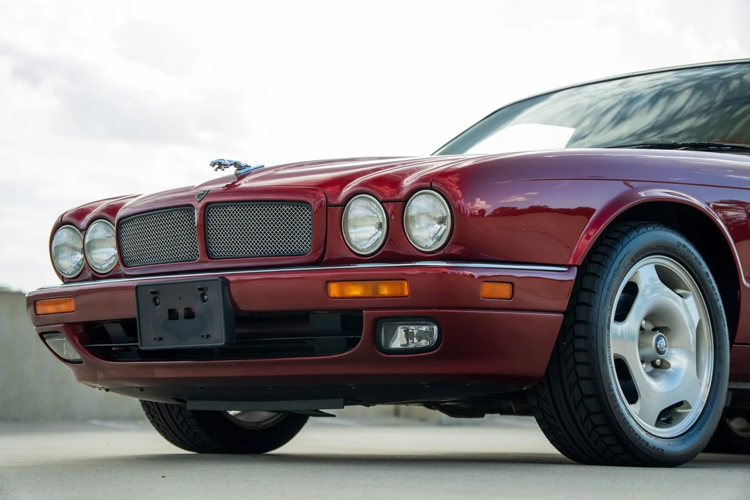 1996 Jaguar X306 XJR - Image 26 of 31
