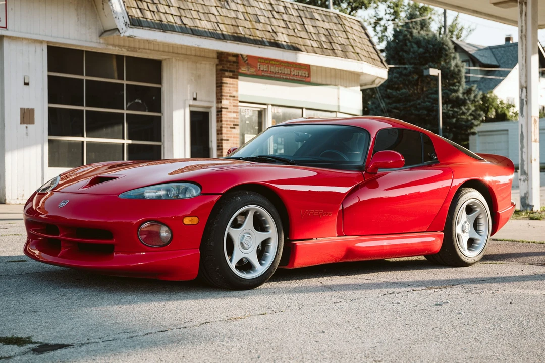 1997 Dodge Viper GTS 2nd Gen - Image 17 of 31
