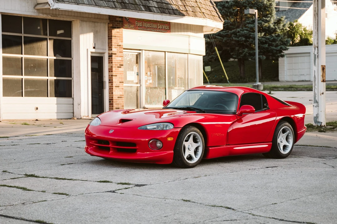 1997 Dodge Viper GTS 2nd Gen - Image 15 of 31