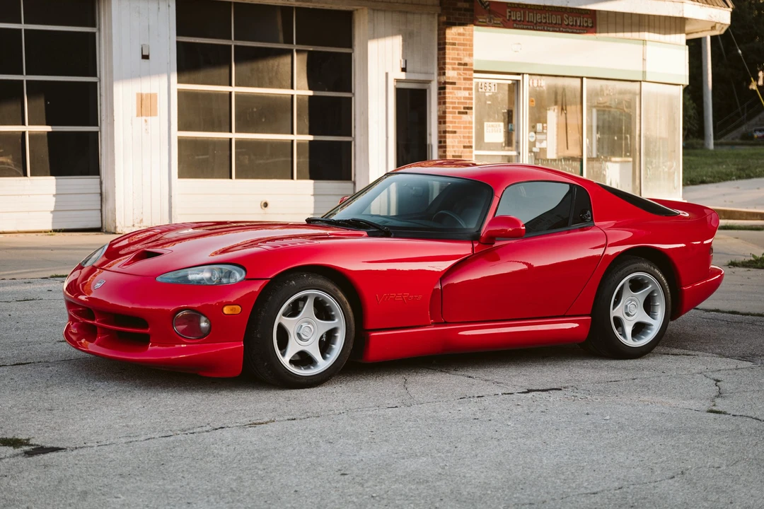1997 Dodge Viper GTS 2nd Gen - Image 16 of 31