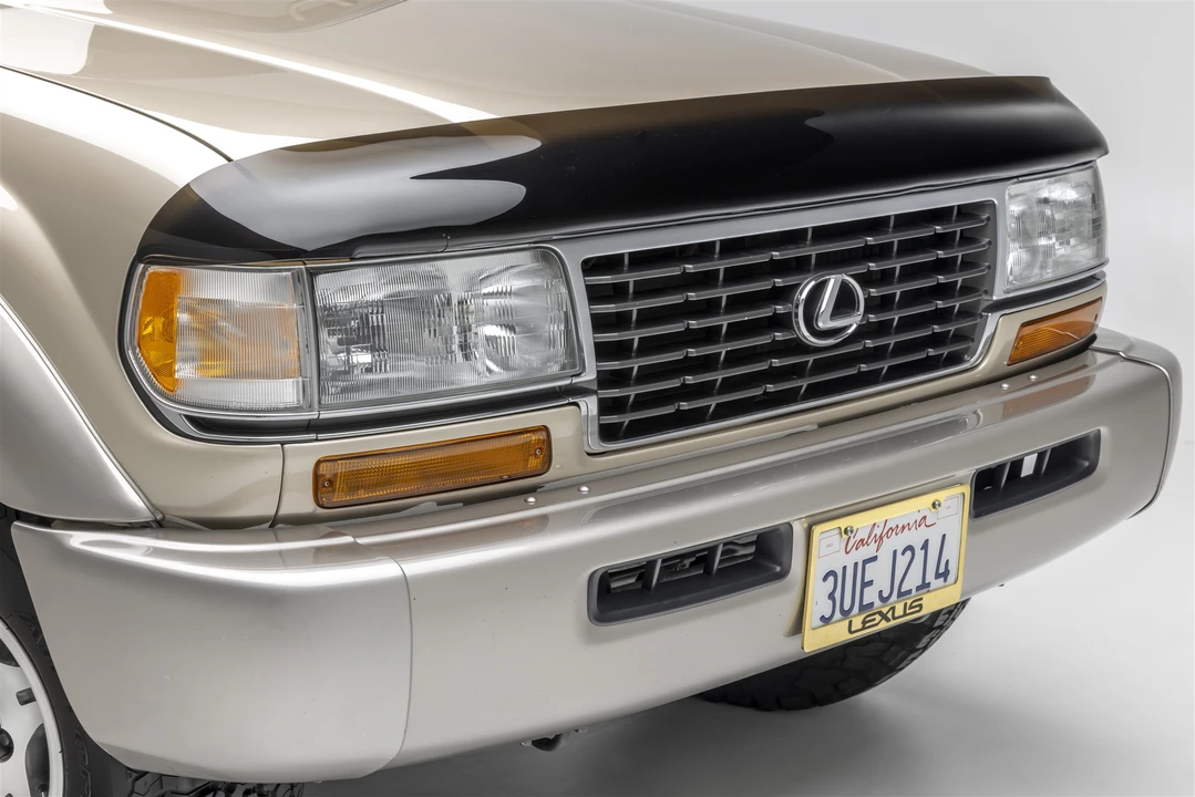 1997 Lexus LX 1st Gen - Image 21 of 31