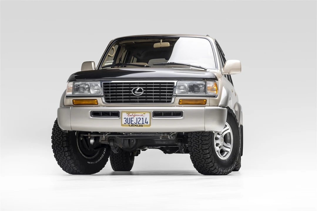 1997 Lexus LX 1st Gen - Image 2 of 31