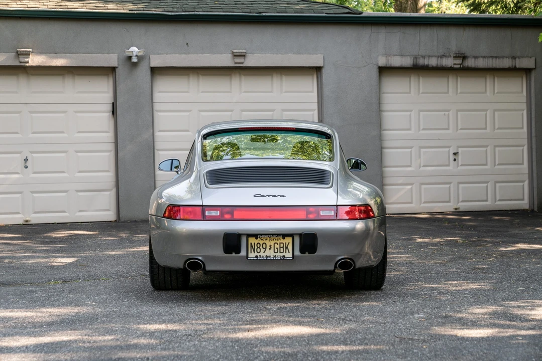 1997 Porsche 993 Carrera - Image 10 of 31