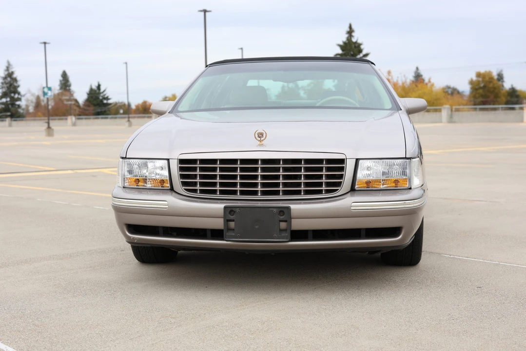 1998 Cadillac DeVille 8th Gen - Image 21 of 31