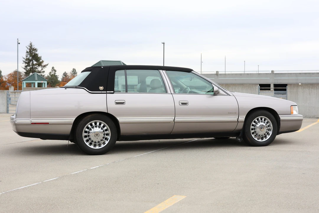 1998 Cadillac DeVille 8th Gen - Image 30 of 31